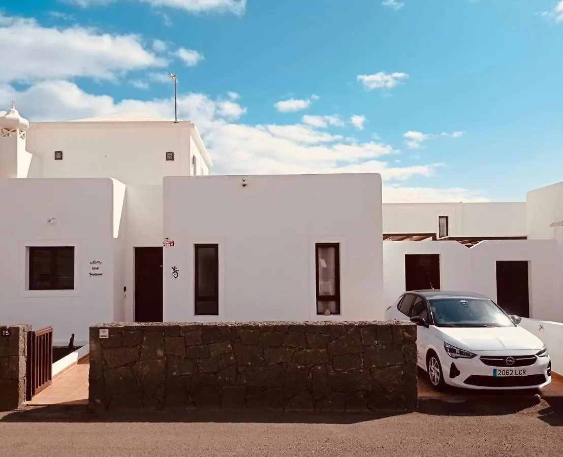 Villa Splendid Casa Papagayo, Heated Pool, Roofterrace With Views And Wifi à Playa Blanca