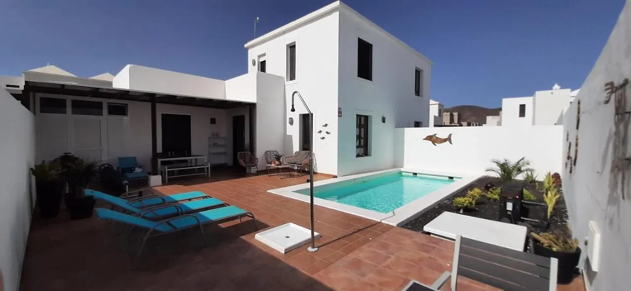 Villa Splendid Casa Papagayo, Heated Pool, Roofterrace With Views And Wifi à Playa Blanca